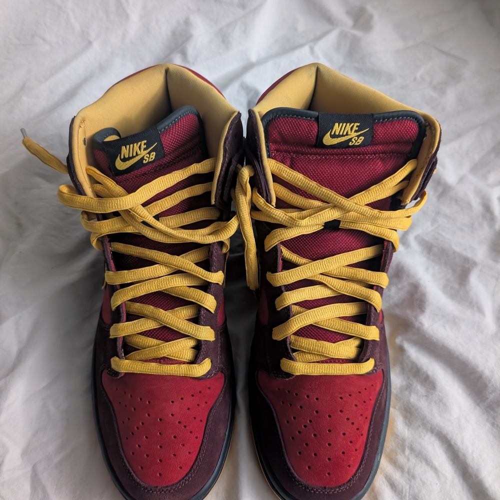 Nike Dunk High Premium SB in Red, Black & Yellow - Picture 2 of 5